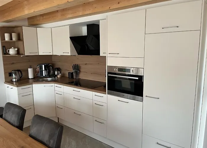 Schwalmhuette * Kotschach-Mauthen