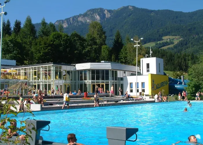 Schwalmhuette * Kotschach-Mauthen